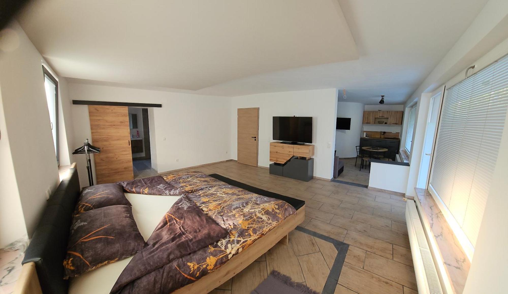 Grmac Apartments Naklo Bagian luar foto