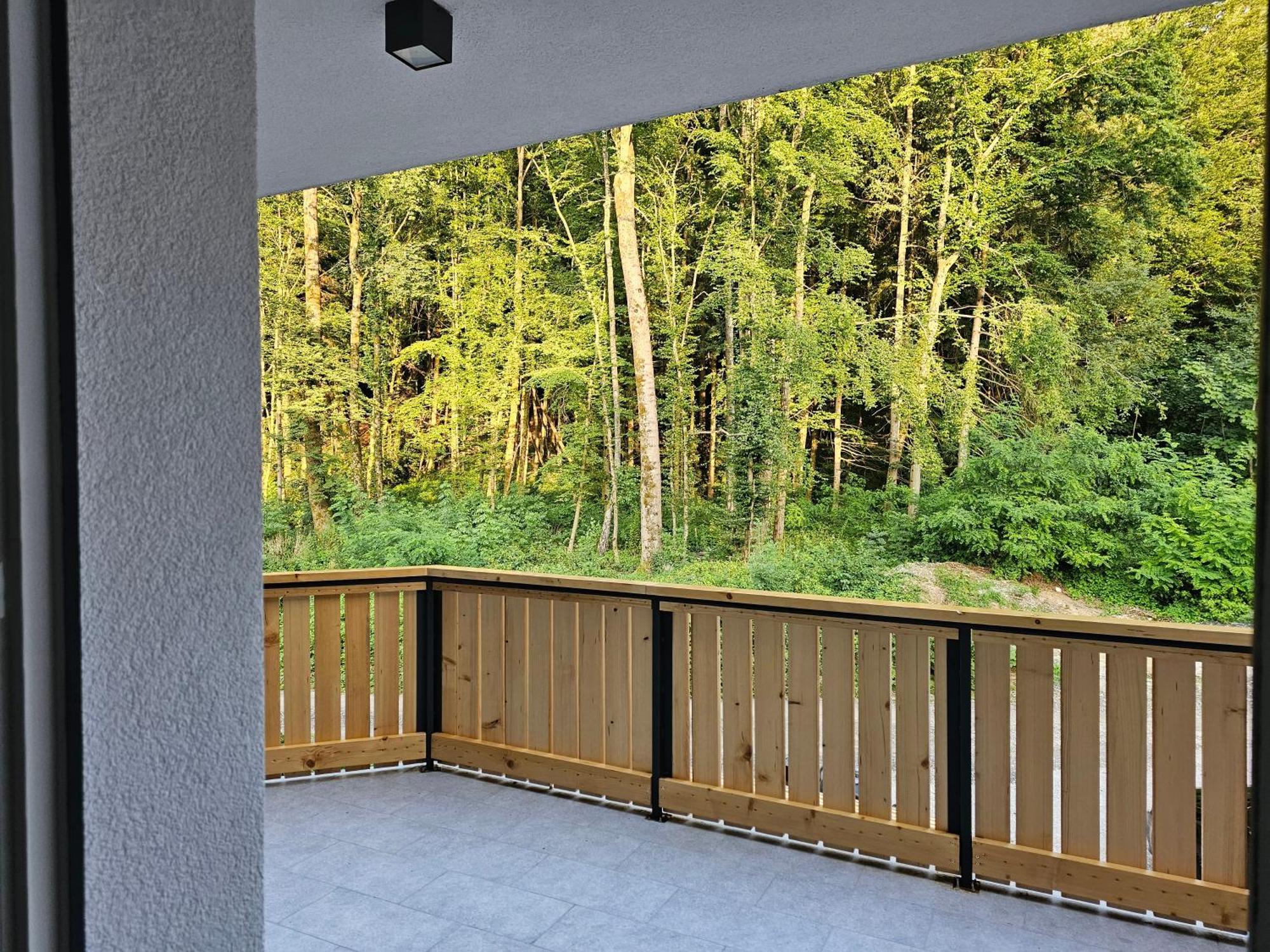 Grmac Apartments Naklo Bagian luar foto
